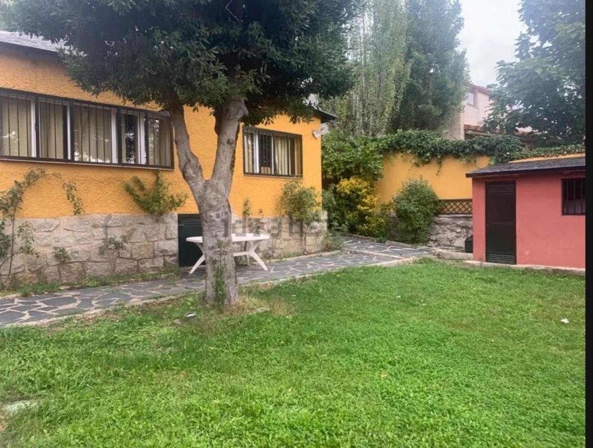 Casita Roja Otel Cercedilla Dış mekan fotoğraf